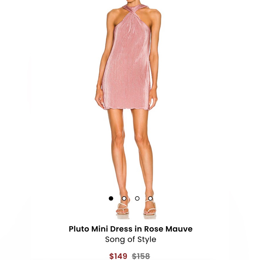 Pluto Mini Dress in Rose Mauve
Song of Style